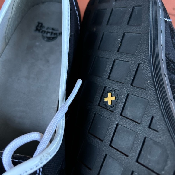 Dr Martens skull slip ons canvas shoes. Sz 37 (6) - Picture 8 of 8